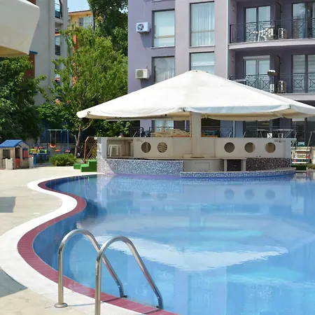 Rainbow 3 Club Хотел 3*