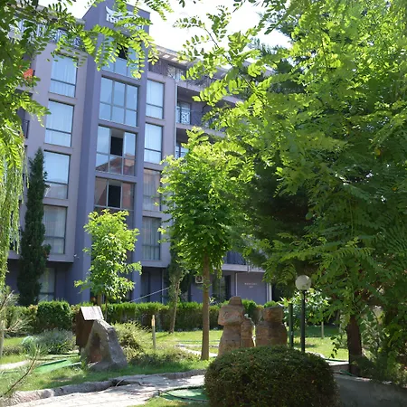 Хотел Rainbow 3 Club