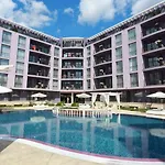 Hotel Rainbow 3 Club