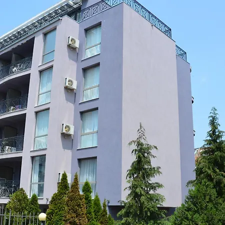 Rainbow 3 Club Hotel 3*