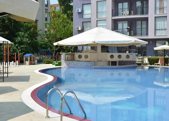 Rainbow 3 Club Hotel 3*