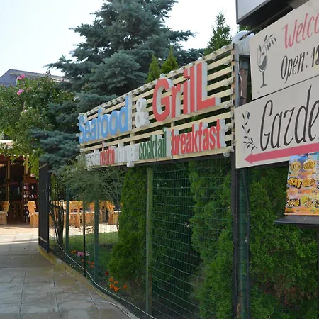 Hotel Rainbow 3 Club