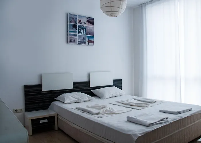 Rainbow 3 Club Σάνι Μπιτς