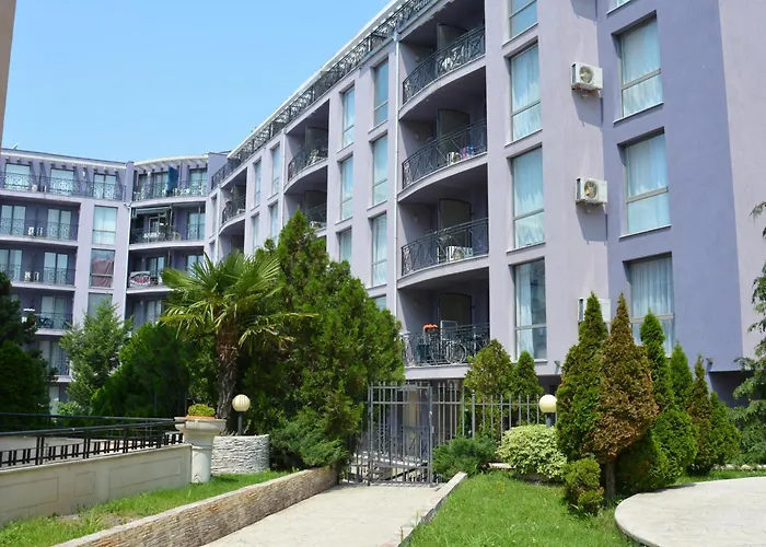 Ξενοδοχείο Rainbow 3 Club 3*