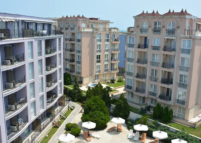 Rainbow 3 Club Σάνι Μπιτς